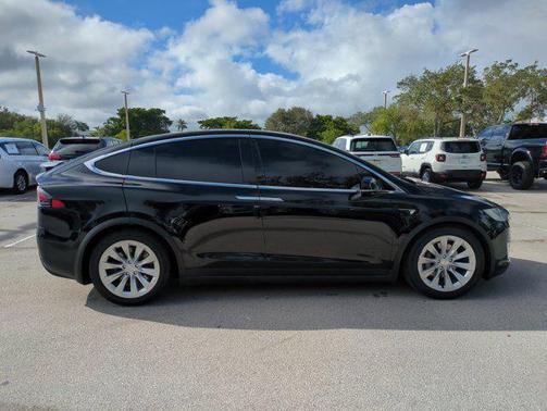 2017 Tesla Model X 75D