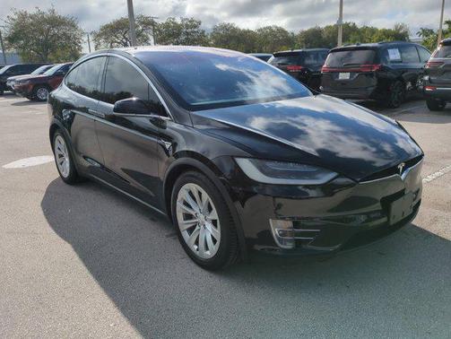 2017 Tesla Model X 75D