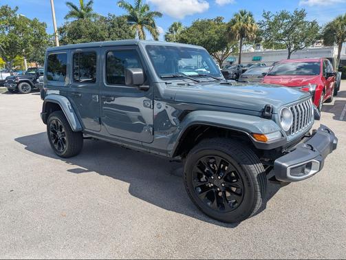 Anvil Clearcoat 2025 Jeep Wrangler 4xe Sahara