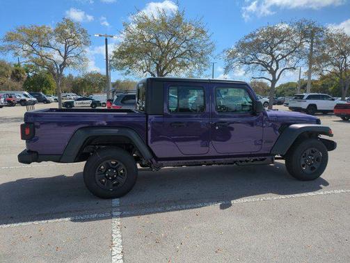 2026 Jeep Gladiator Sport