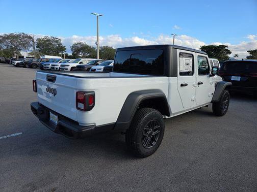 2026 Jeep Gladiator Sport S