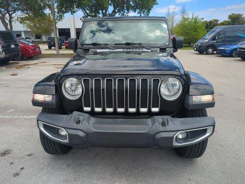 Black Clearcoat 2019 Jeep Wrangler Unlimited Sahara