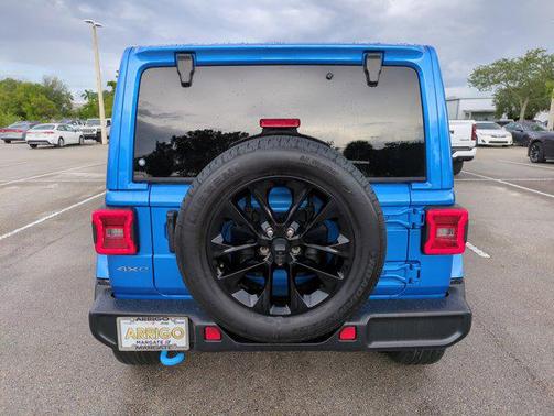 2024 Jeep Wrangler 4xe Sahara