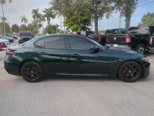 2020 Alfa Romeo Giulia Sport