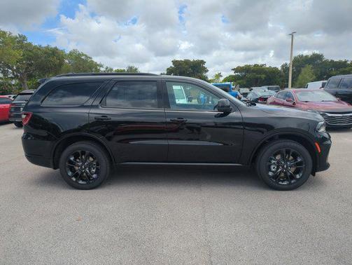 DB Black Clearcoat 2026 Dodge Durango GT
