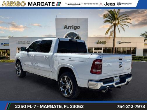 Ivory White Tri-Coat Pearlcoat 2021 RAM 1500 Limited