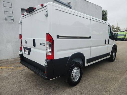 2025 RAM ProMaster 1500 Low Roof