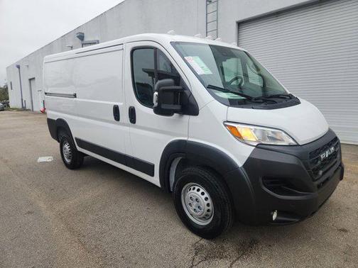 2025 RAM ProMaster 1500 Low Roof