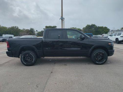 Diamond Black Crystal Pearlcoat 2026 RAM 1500 Rebel