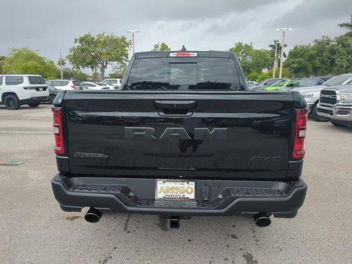 Diamond Black Crystal Pearlcoat 2026 RAM 1500 Rebel