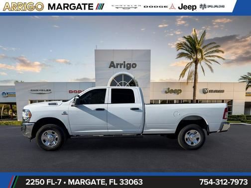 Bright White Clearcoat 2024 RAM 2500 Tradesman Crew Cab 4x4 8' Box