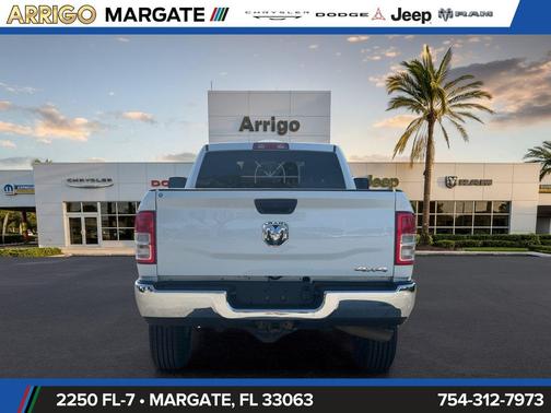 Bright White Clearcoat 2024 RAM 2500 Tradesman Crew Cab 4x4 8' Box