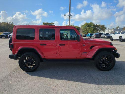 2025 Jeep Wrangler 4xe Sahara