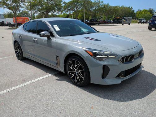 2022 Kia Stinger GT-Line