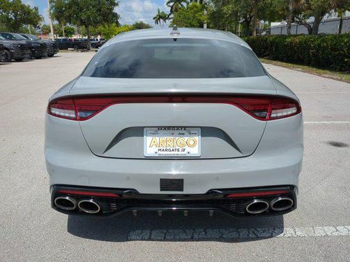 2022 Kia Stinger GT-Line