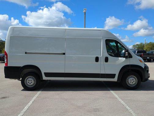 2025 RAM ProMaster 2500 Tradesman