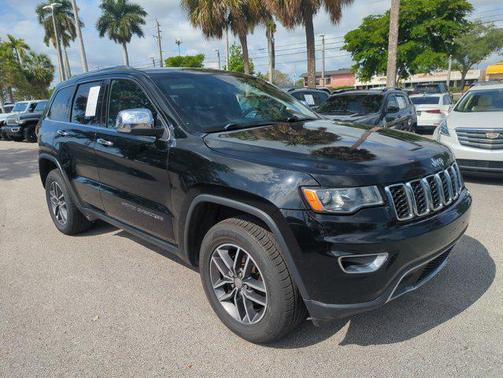 Diamond Black Crystal Pearlcoat 2018 Jeep Grand Cherokee Limited