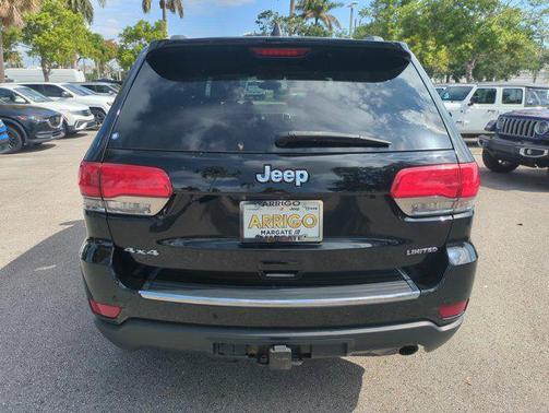 Diamond Black Crystal Pearlcoat 2018 Jeep Grand Cherokee Limited