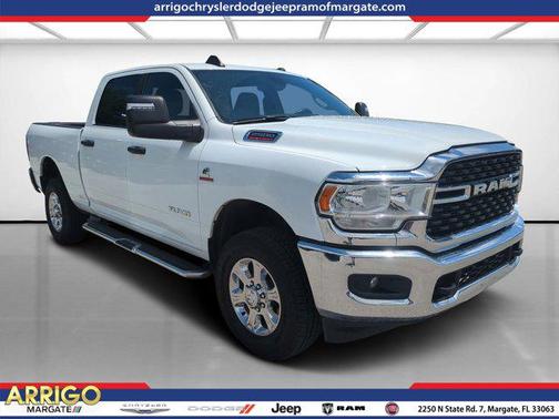 Bright White Clearcoat 2024 RAM 2500 Big Horn Crew Cab 4x4 6'4' Box