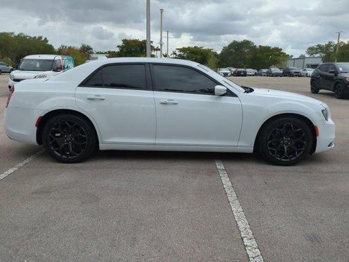 2020 Chrysler 300 S