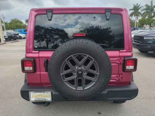 Limited Edition Tuscadero Pearlcoat 2024 Jeep Wrangler Sport S