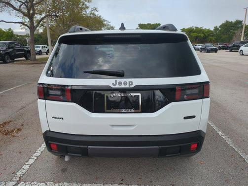 2026 Jeep Cherokee Overland