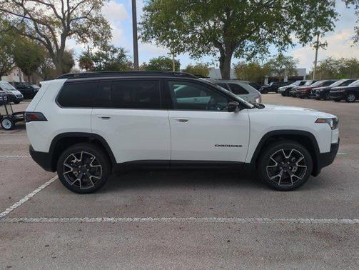 2026 Jeep Cherokee Overland