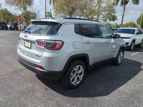2025 Jeep Compass Latitude