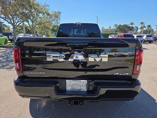 2026 RAM 3500 Laramie Crew Cab 4x4 8' Box