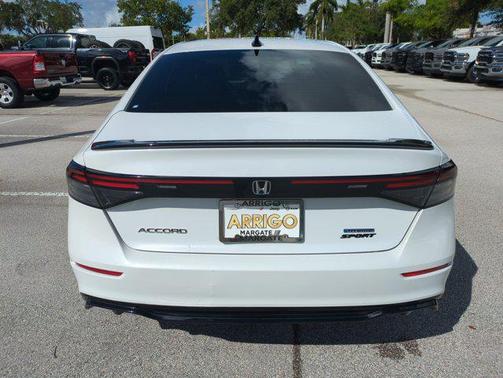 2023 Honda Accord Hybrid Base