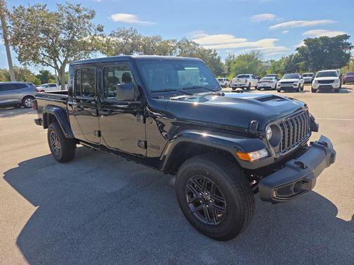 2025 Jeep Gladiator Sport S