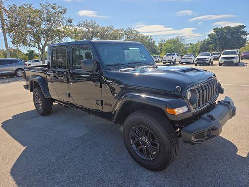 2025 Jeep Gladiator Sport S