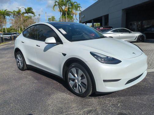 2023 Tesla Model Y Long Range Dual Motor All-Wheel Drive