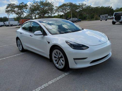 2022 Tesla Model 3 Long Range