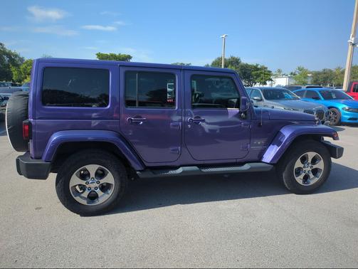 Xtreme Purple Pearlcoat 2017 Jeep Wrangler Unlimited Sahara