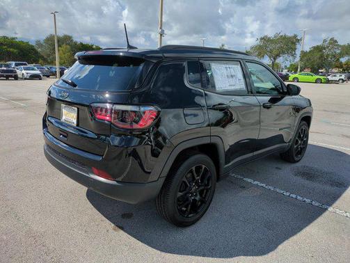 2026 Jeep Compass Latitude