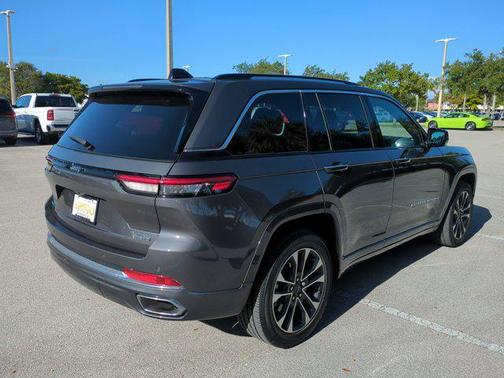 2023 Jeep Grand Cherokee 4xe Overland