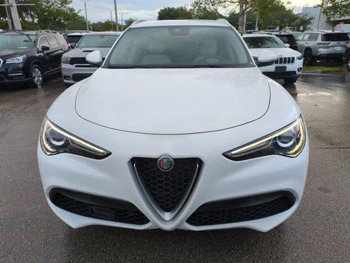 2019 Alfa Romeo Stelvio Base