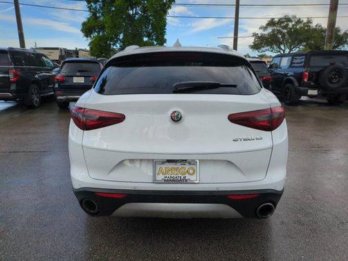 2019 Alfa Romeo Stelvio Base