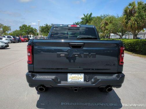 2025 RAM 1500 Warlock Crew Cab 4x4 5'7' Box