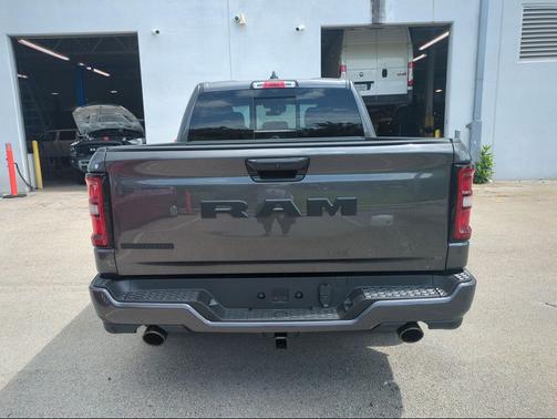 Granite Crystal Metallic Clearcoat 2026 RAM 1500 Big Horn/Lone Star