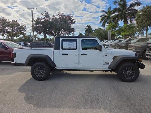 2026 Jeep Gladiator Sport S