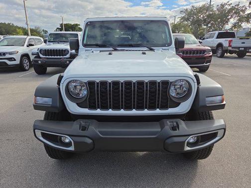 2026 Jeep Gladiator Sport S