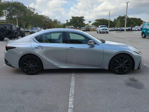2022 Lexus IS 350 Base