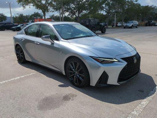 2022 Lexus IS 350 Base