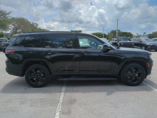 2023 Jeep Grand Cherokee L Altitude