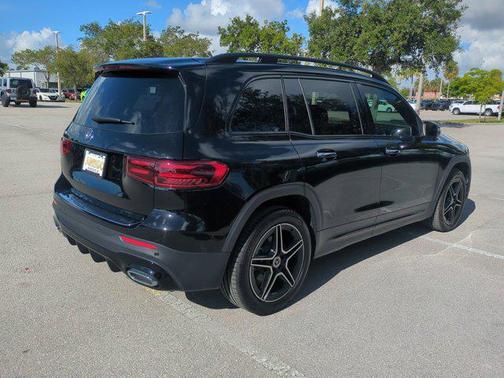 2024 Mercedes-Benz GLB 250 Base