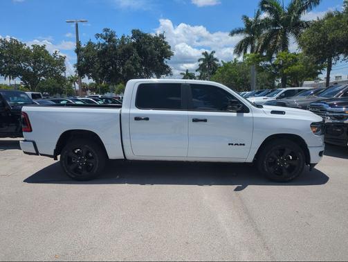 Bright White Clearcoat 2023 RAM 1500 Big Horn/Lone Star