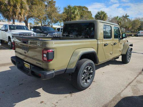 2026 Jeep Gladiator Sahara 4x4