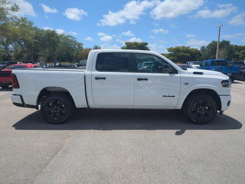 Bright White Clearcoat 2026 RAM 1500 Big Horn/Lone Star